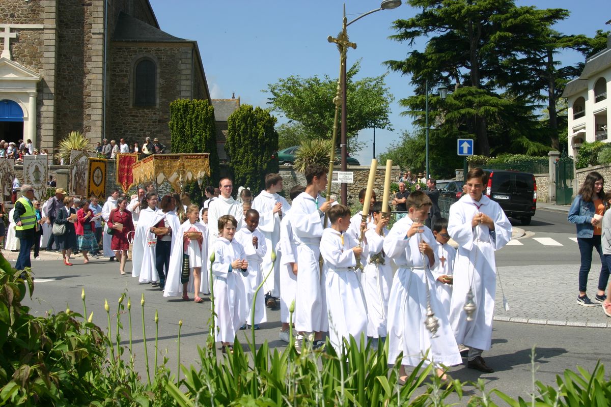 procession Fête-Dieu Dinard 2018
