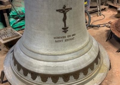 le moule d'une des nouvelles cloches de Notre-Dame de Dinard