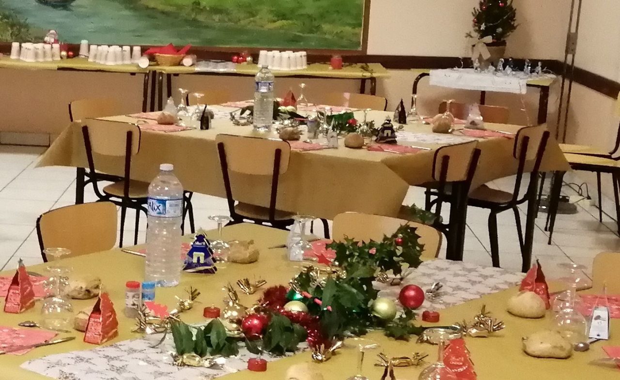 Un repas fraternel à Noël Paroisses Catholiques de DinardPleurtuit