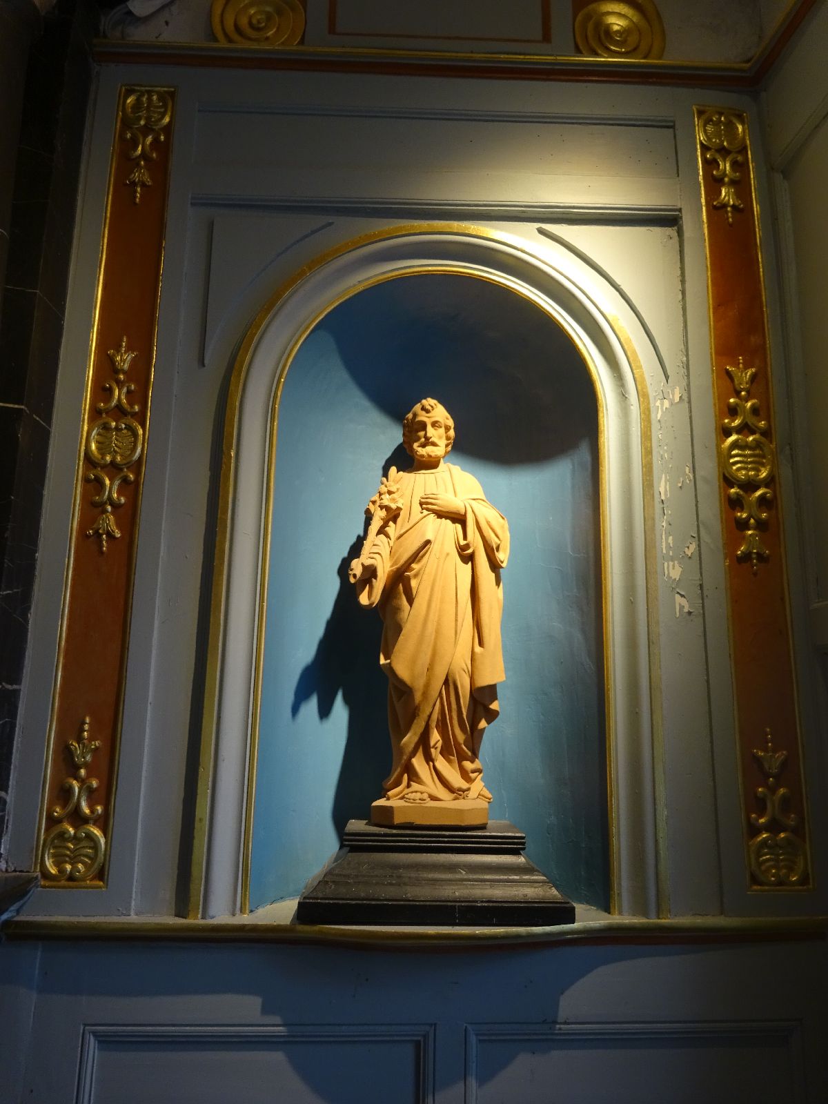 Statue de Saint-Joseph, à la chapelle Saint-Buc