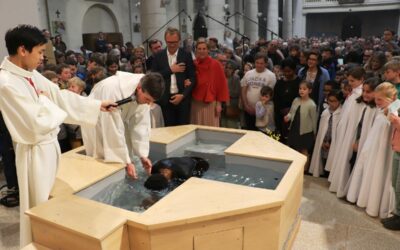 Retour photos sur les baptêmes de Pâques