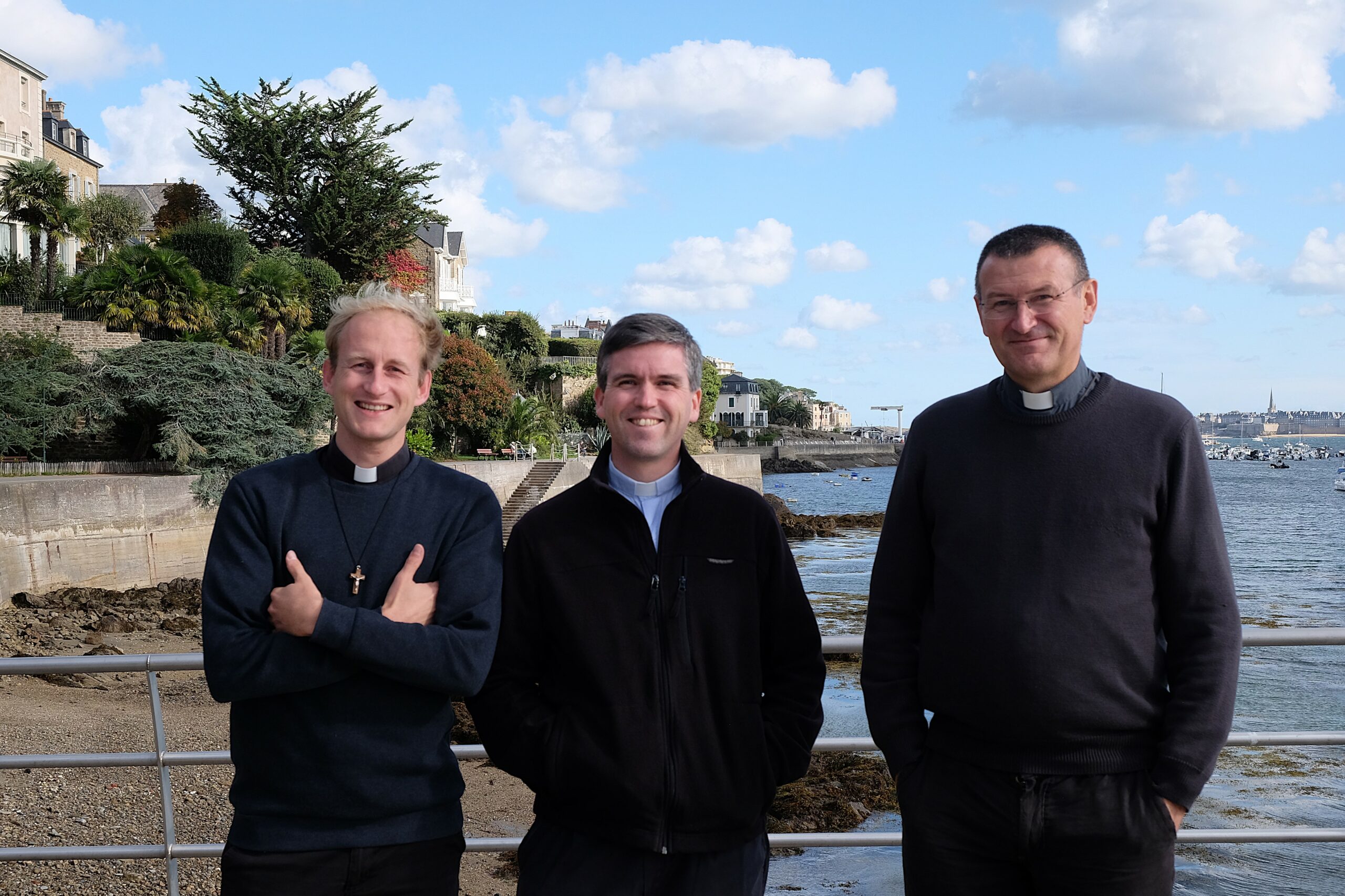 Nos prêtres - Paroisse Dinard-Pleurtuit